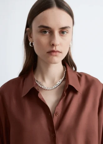 Afslappet silke-skjorte
