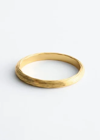 Armbånd med struktur