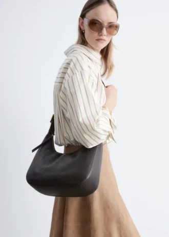 Crescent Crossbody-taske