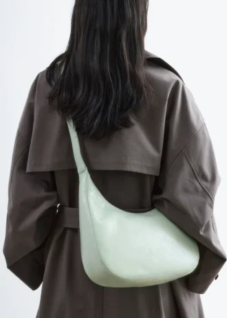 Crescent Crossbody-taske