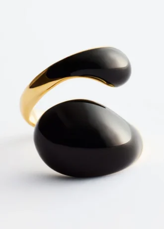 Dobbelt-snoet skulpturel ring