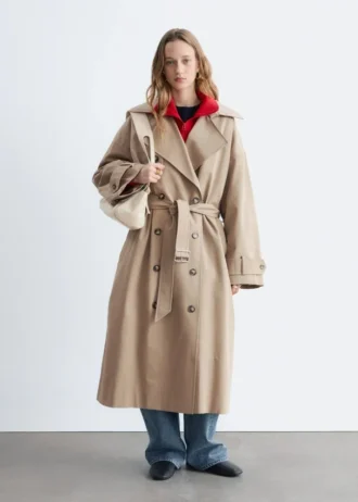Trenchcoat med dobbeltradet knaplukning